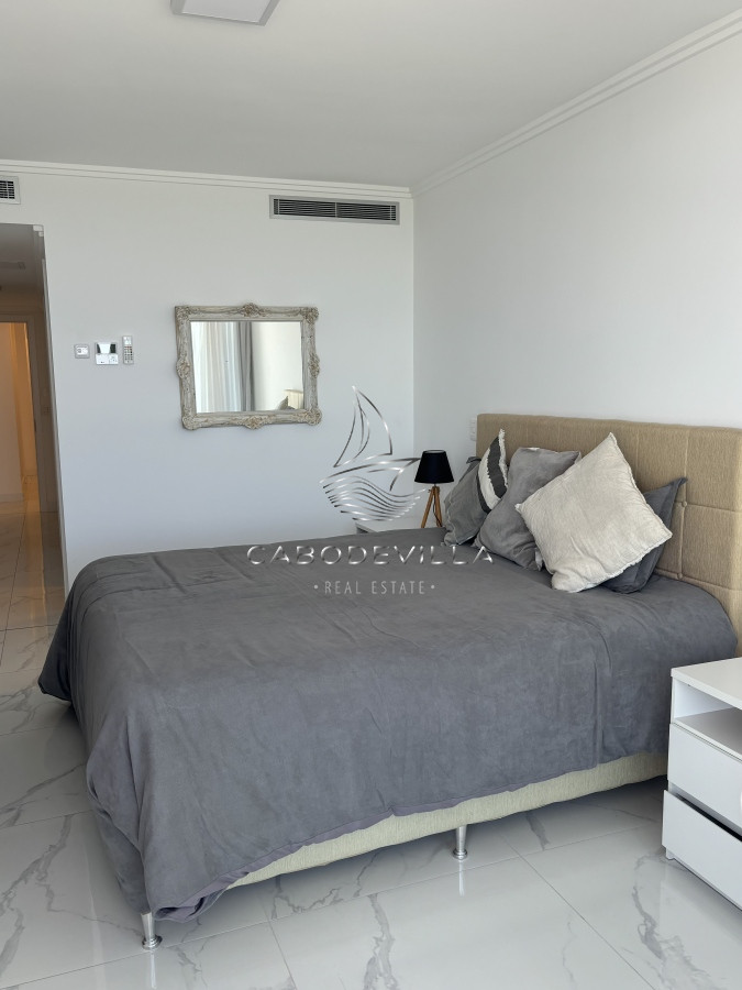 Apartamento ID.650 - En venta y alquiler anual departamento de 3 suites primera linea