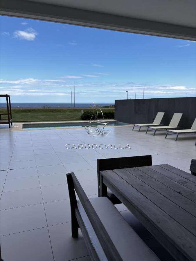 Apartamento ID.520 - En venta exclusiva unidad en Playa Brava