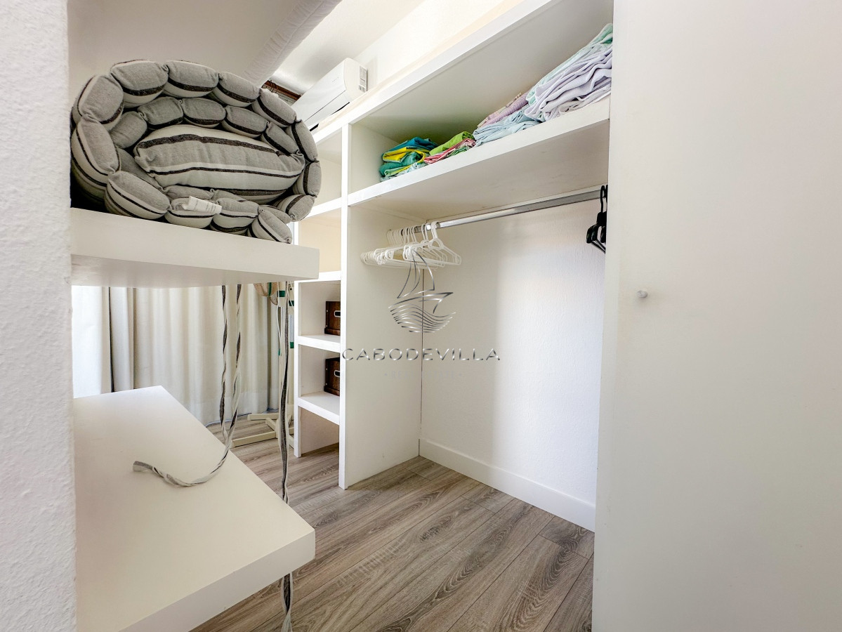 Apartamento ID.607 - Duplex en venta, con parrillero y vista al mar en Manantiales