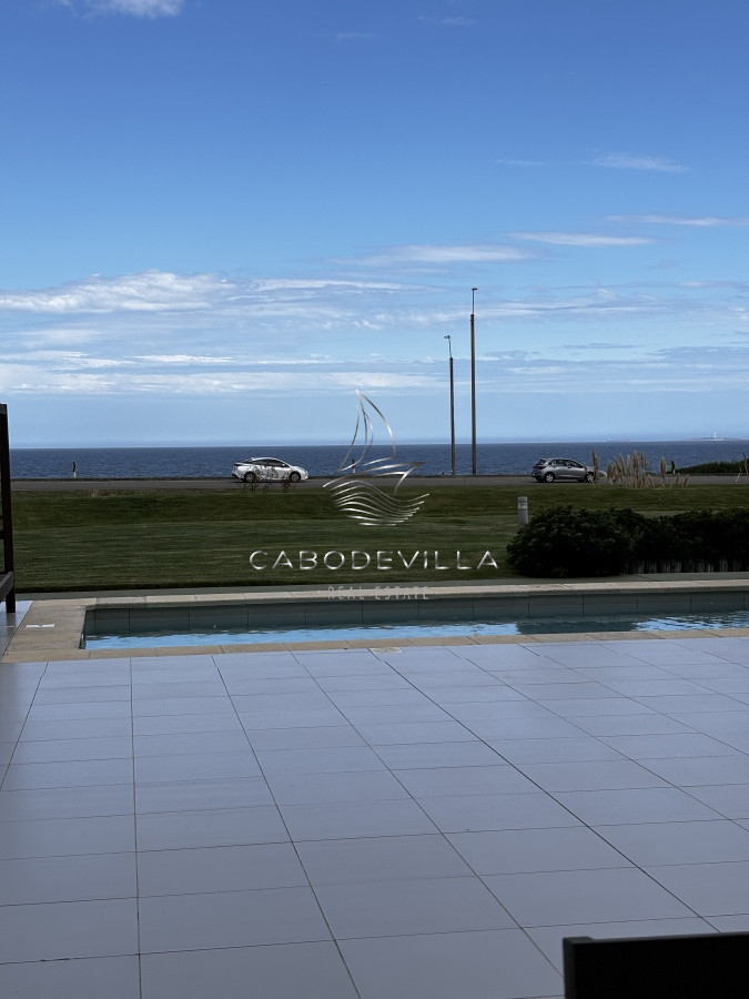 Apartamento ID.520 - En venta exclusiva unidad en Playa Brava