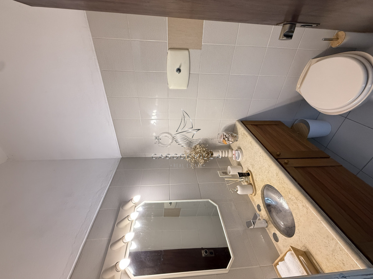 Apartamento ID.937 - En venta y Alquiler departamento de 3 dormitorios punta del Este 