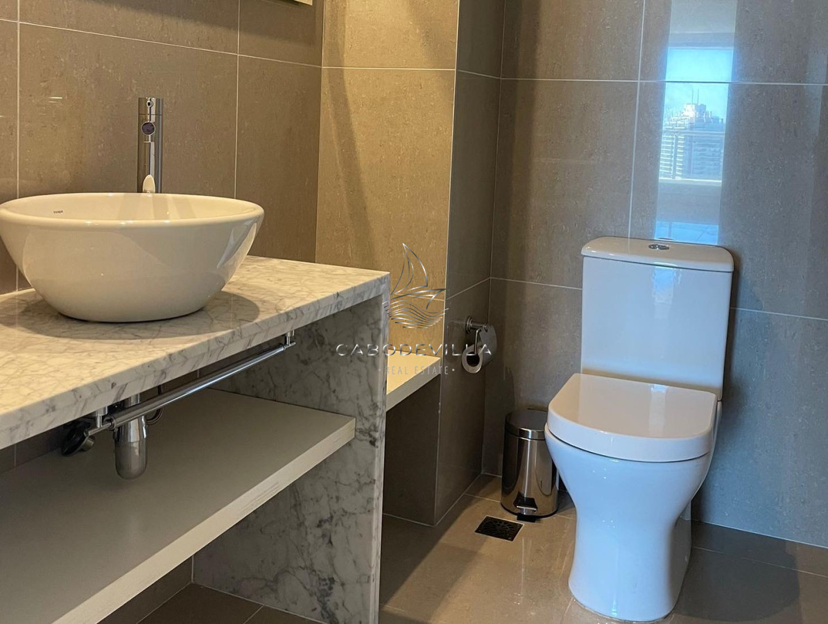 Apartamento ID.198 - Departamento de 3 dormitorios más dependencia Roosevelt Punta del Este 