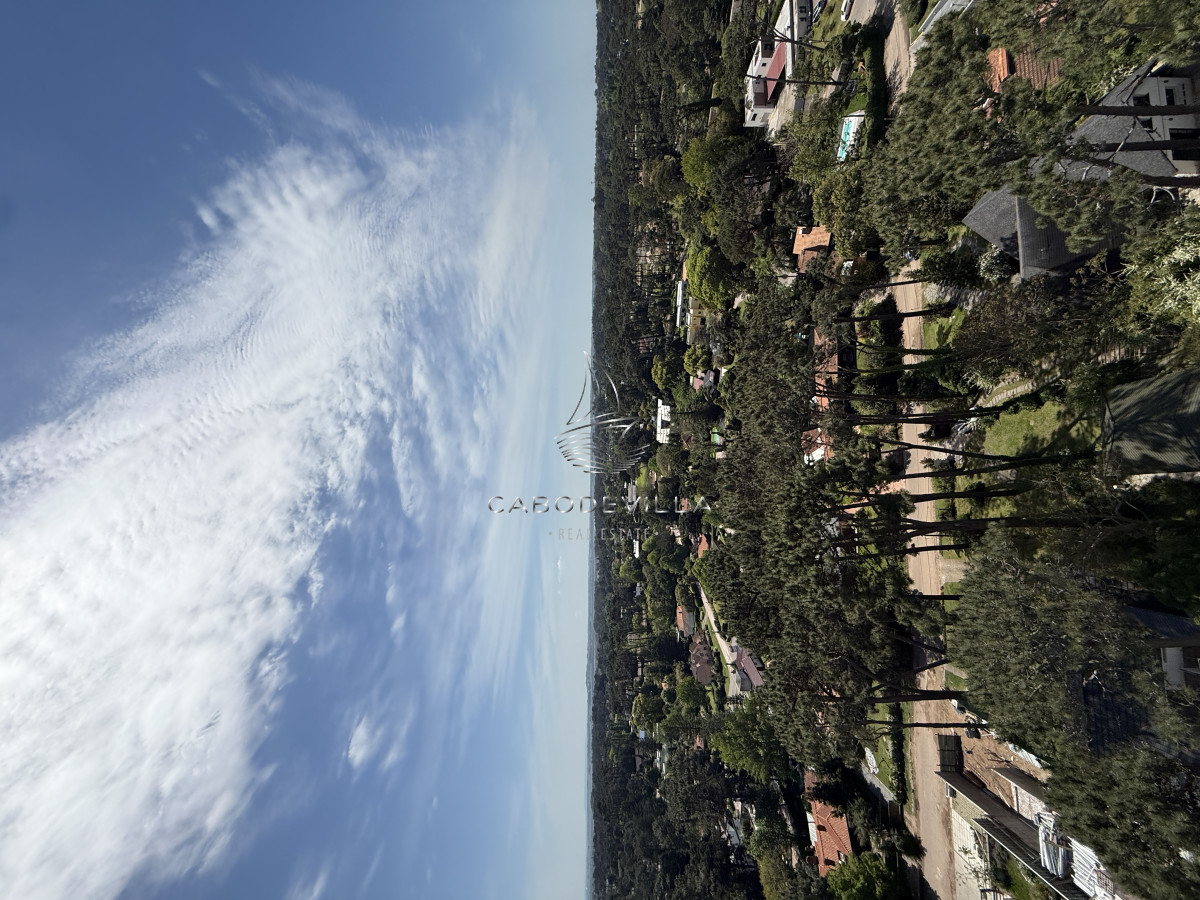 Apartamento ID.937 - En venta y Alquiler departamento de 3 dormitorios punta del Este 