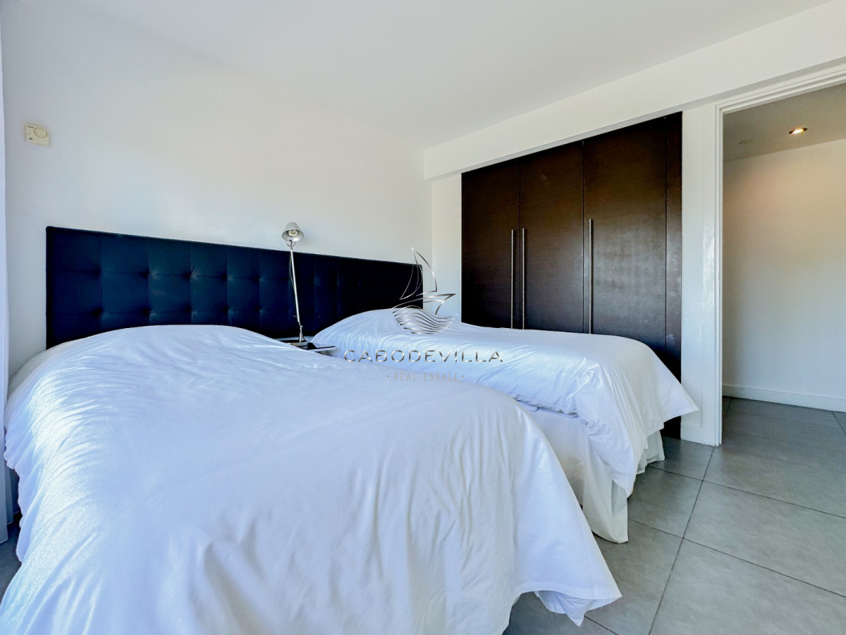 Apartamento ID.524 - Venta de apartamento de dos dormitorios en Torre YOO Punta.