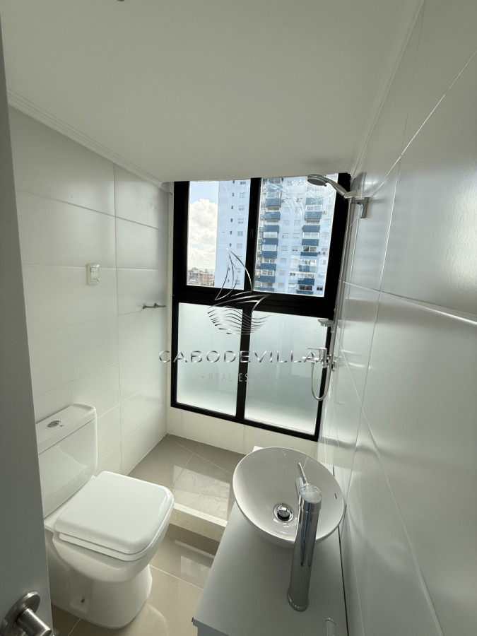 Apartamento ID.3 - En venta y alquiler anual apartamento de 2 dormitorio, Roosevelt 