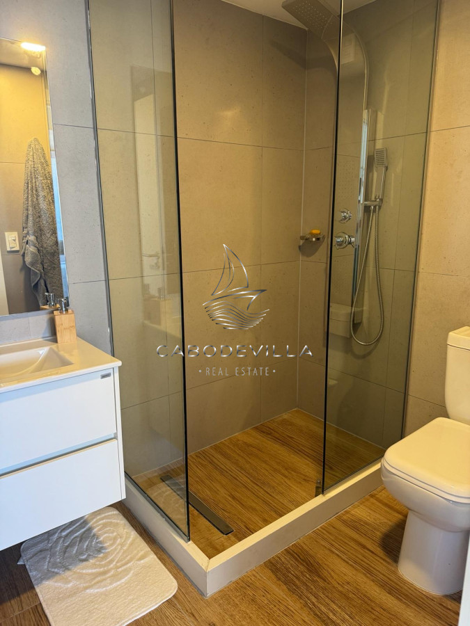Apartamento ID.670 - Alquiler anual apartamento de 2 dormitorios y 2 baños Punta del Este 