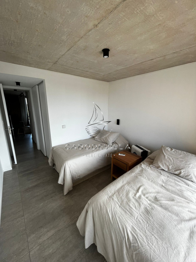 Apartamento ID.105 - En  venta  apartamento de 2 dormitorios y 2 baños Manantiales 