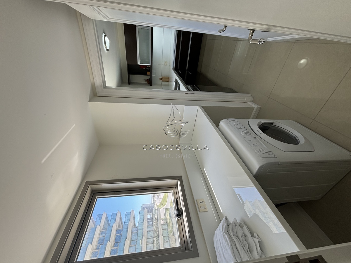 Apartamento ID.412 - En alquiler apartamento de 3 dormitorios más dependencia 