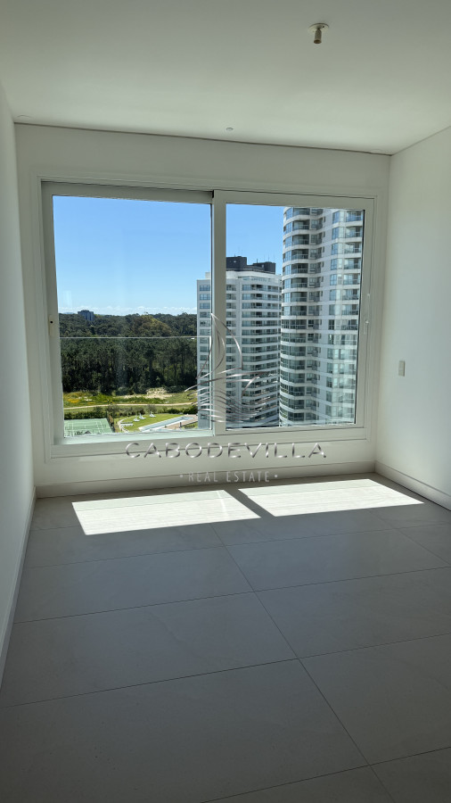 Apartamento ID.967 - En venta departamento de 3 dormitorios Punta del Este 