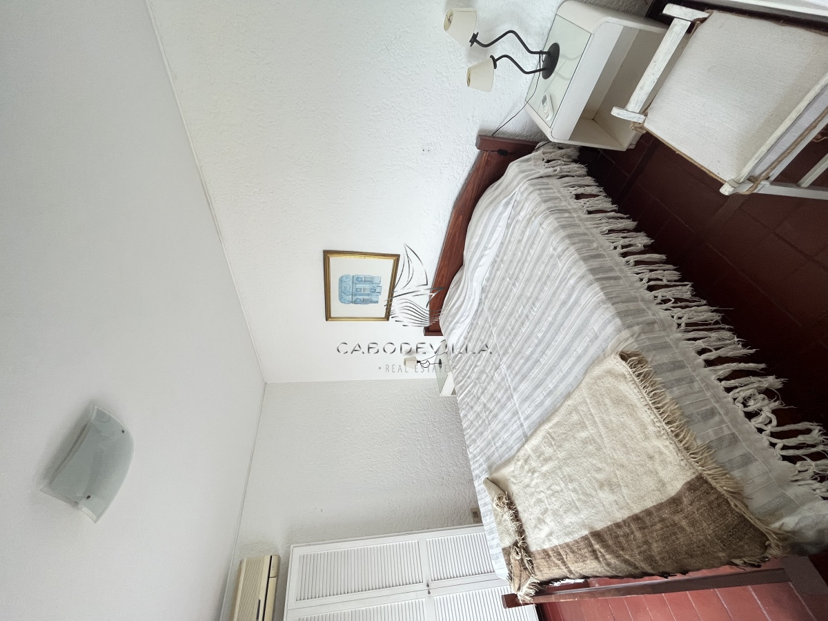 Apartamento ID.398 - Alquiler anual apartamento de 2 dormitorios y 2 baños Punta del Este 