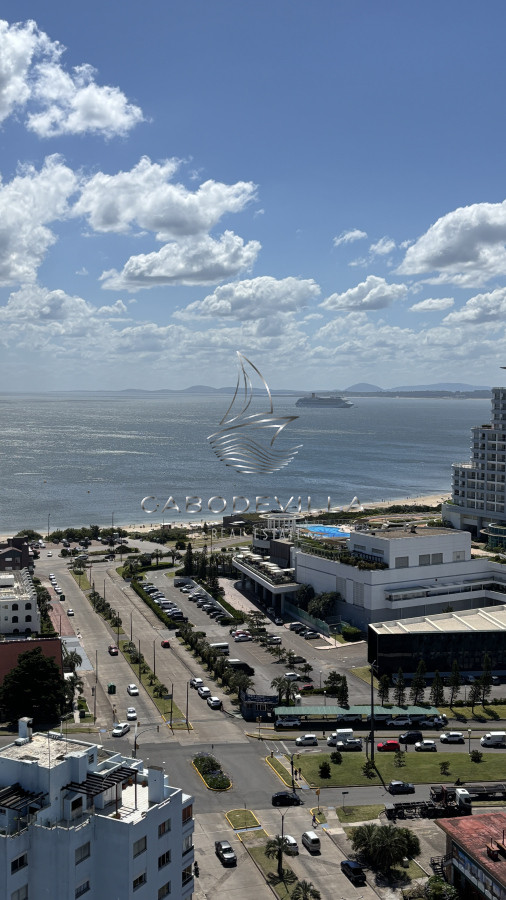 Apartamento ID.695 - En alquiler departamento de 3 suite con vista al mar 