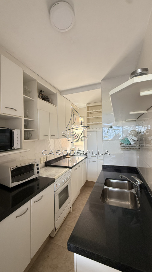 Apartamento ID.348 - En venta departamento de 2 dormitorios y 2 baños Punta del Este 