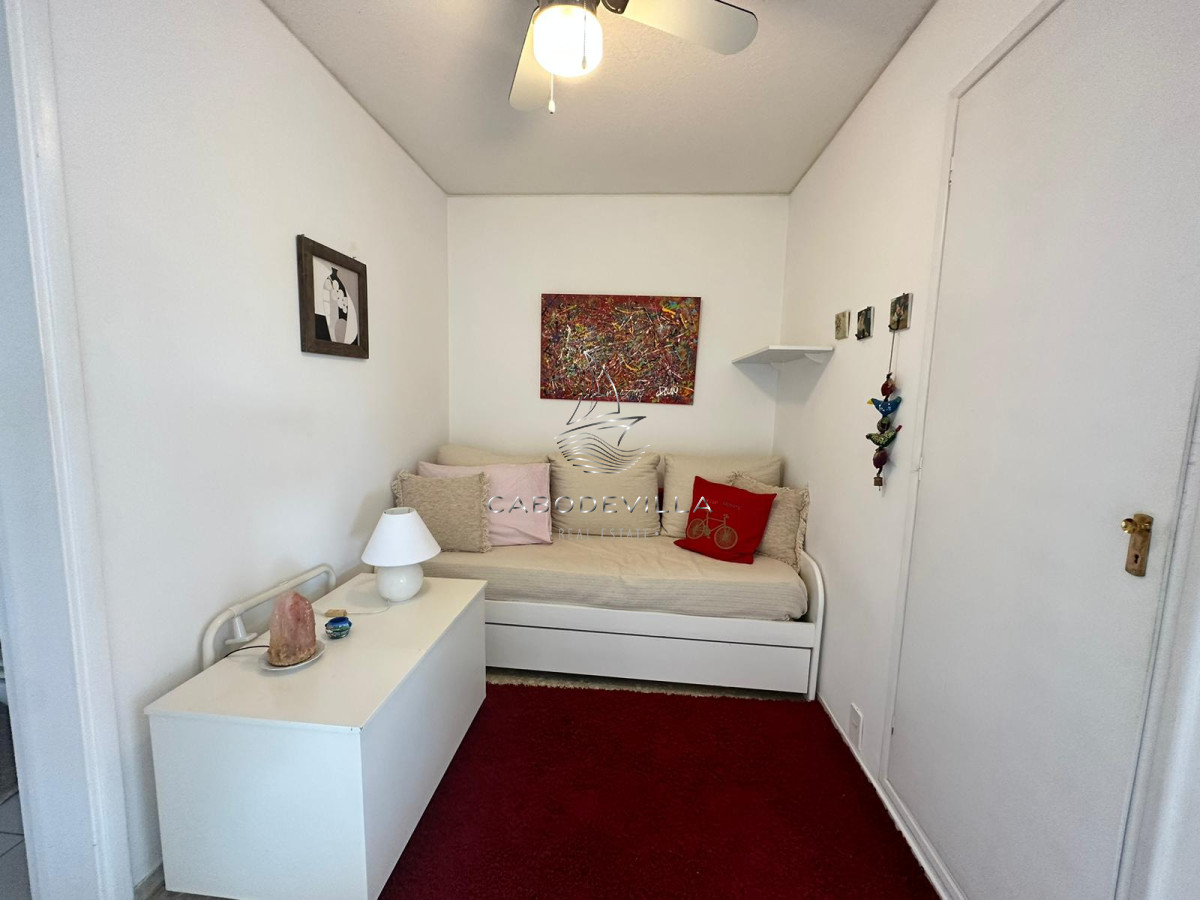 Apartamento ID.559 - Departamento En Alquiler. Edificio Libertador Península Punta Del Este
