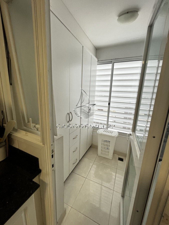 Apartamento ID.134 - En alquiler apartamento de 3 dormitorios y 4 baños en parada 4 de playa mansa 
