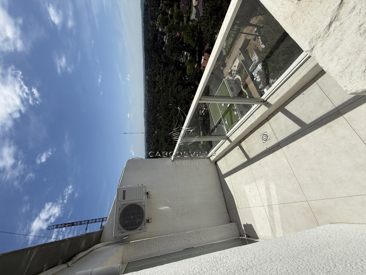 Apartamento ID.937 - En venta y Alquiler departamento de 3 dormitorios punta del Este 