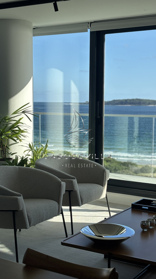 Apartamento ID.727 - Alquiler anual departamento de 3 dormitorios en suite Punta del Este 
