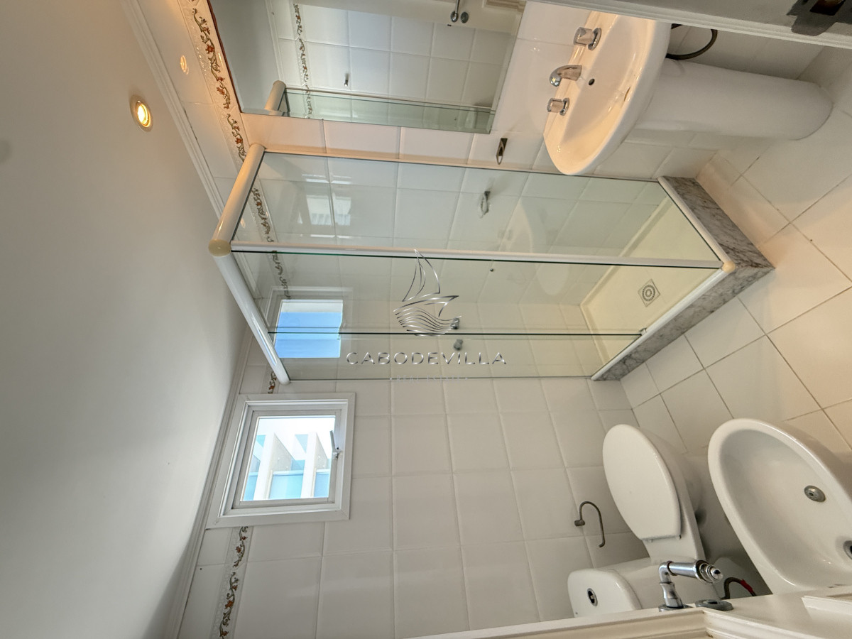 Apartamento ID.876 - En venta y alquiler departamento Punta del Este 