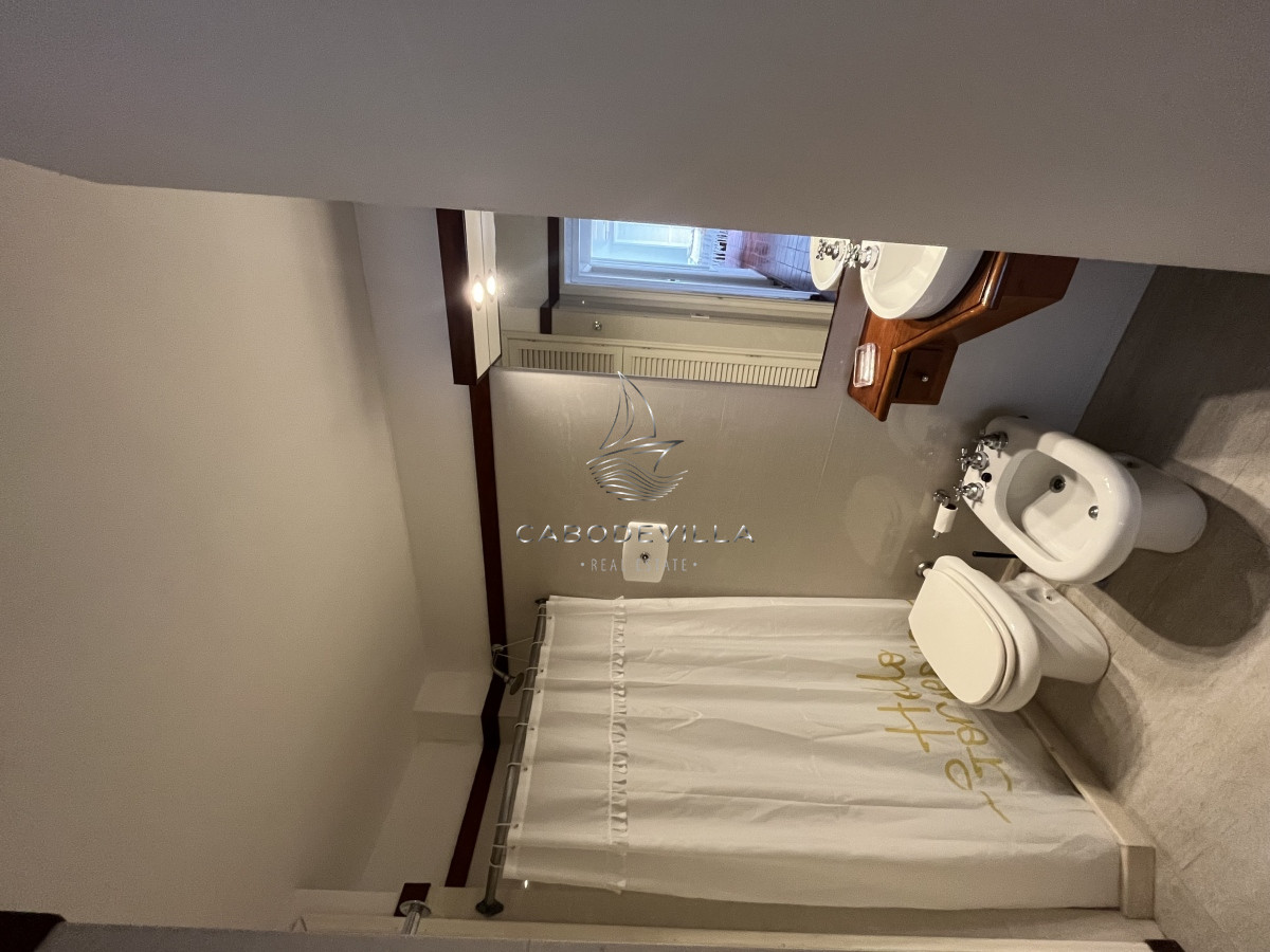 Apartamento ID.398 - Alquiler anual apartamento de 2 dormitorios y 2 baños Punta del Este 