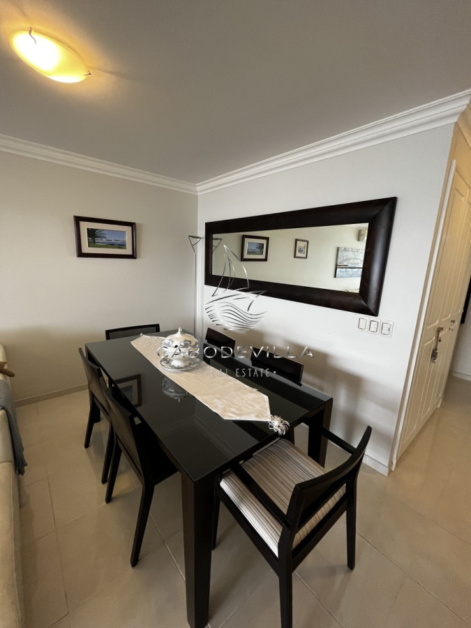 Apartamento ID.138 - En alquiler apartamento de 3 dormitorios y 3 baños Playa Mansa 
