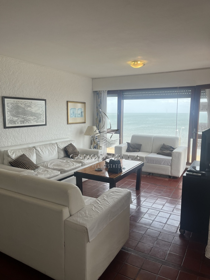 Apartamento ID.398 - Alquiler anual apartamento de 2 dormitorios y 2 baños Punta del Este 