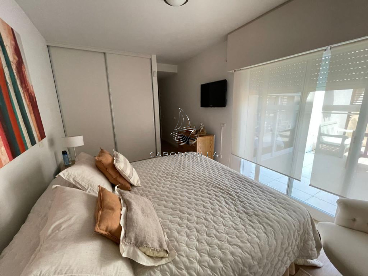 Apartamento ID.425 - Alquiler en Peninsula de Punta del Este 