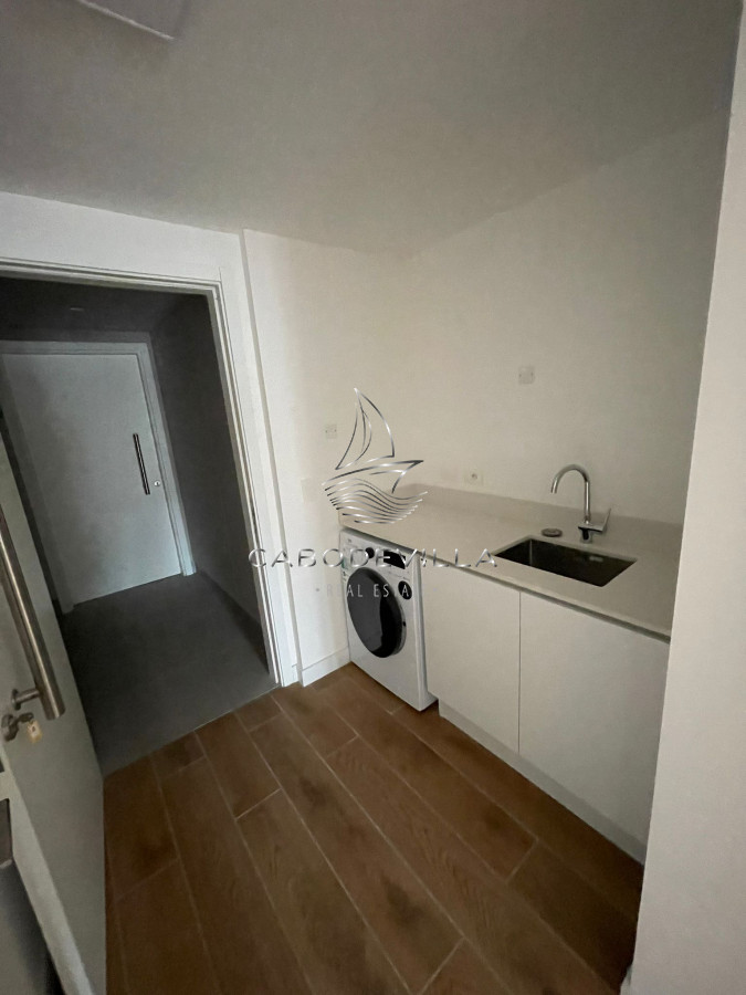 Apartamento ID.350 - En venta y alquiler anual departamento de 2 dormitorios Punta del Este 