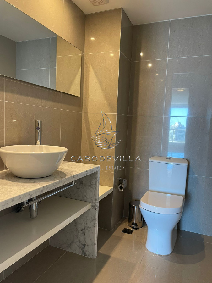 Apartamento ID.198 - Departamento de 3 dormitorios más dependencia Roosevelt Punta del Este 