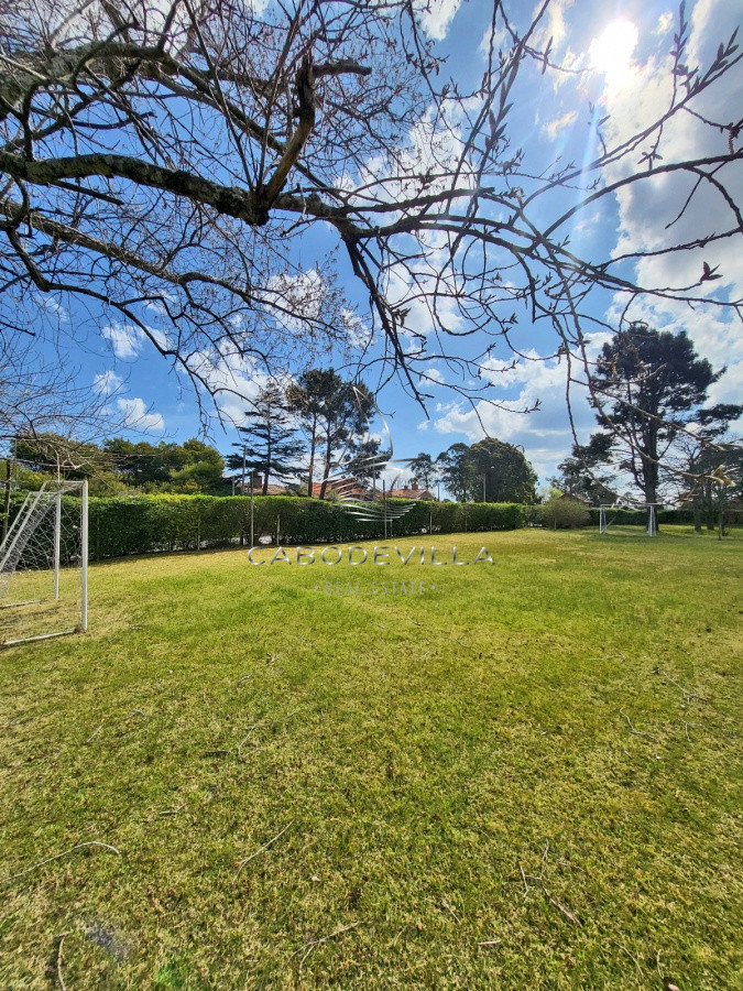 Apartamento ID.153 - En alquiler apartamento de 2 dormitorios y 2 baños Roosevelt Punta del Este 