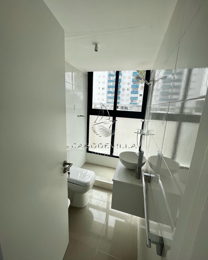Apartamento ID.5 - En alquiler anual  apartamento de 2 dormitorios a estrenar Roosevelt 