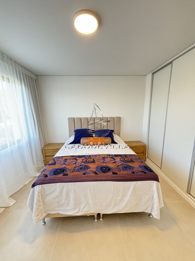 Apartamento ID.615 - En alquiler anual departamento con 2 dormitorios en Playa Brava 
