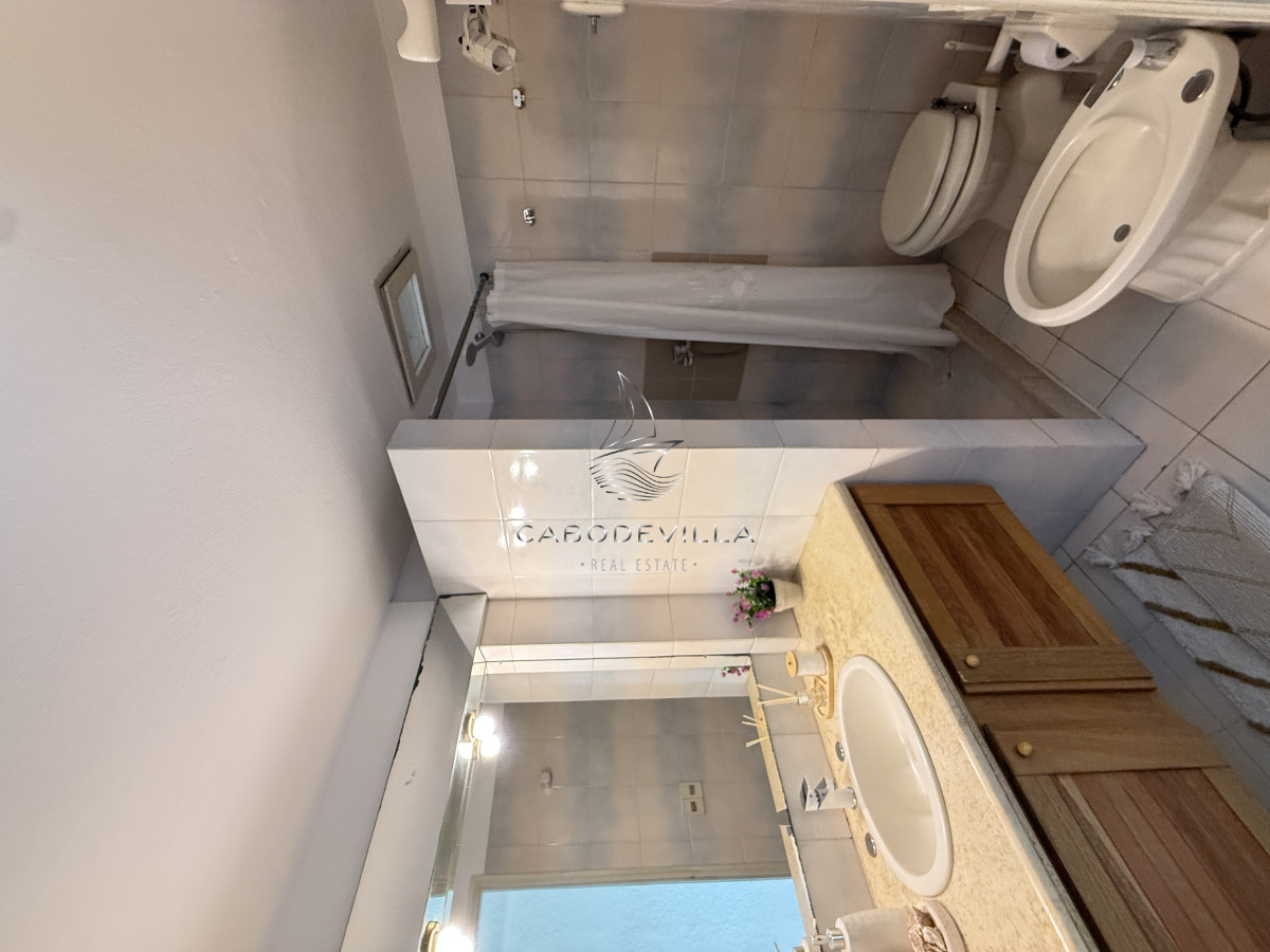 Apartamento ID.937 - En venta y Alquiler departamento de 3 dormitorios punta del Este 