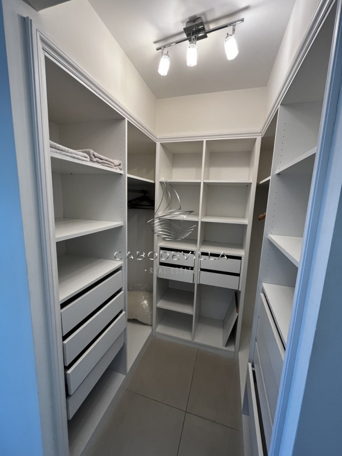 Apartamento ID.131 - En alquiler apartamento de 3 dormitorios en la brava punta del Este 