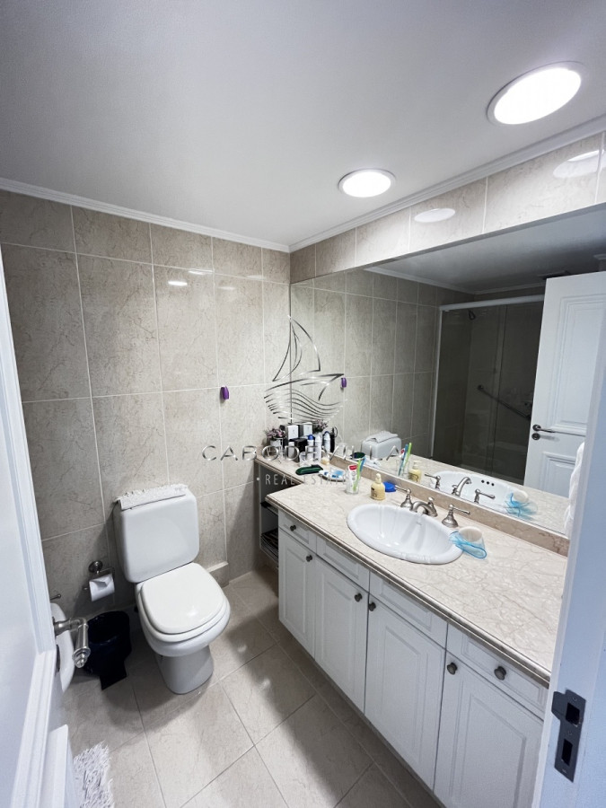 Apartamento ID.138 - En alquiler apartamento de 3 dormitorios y 3 baños Playa Mansa 