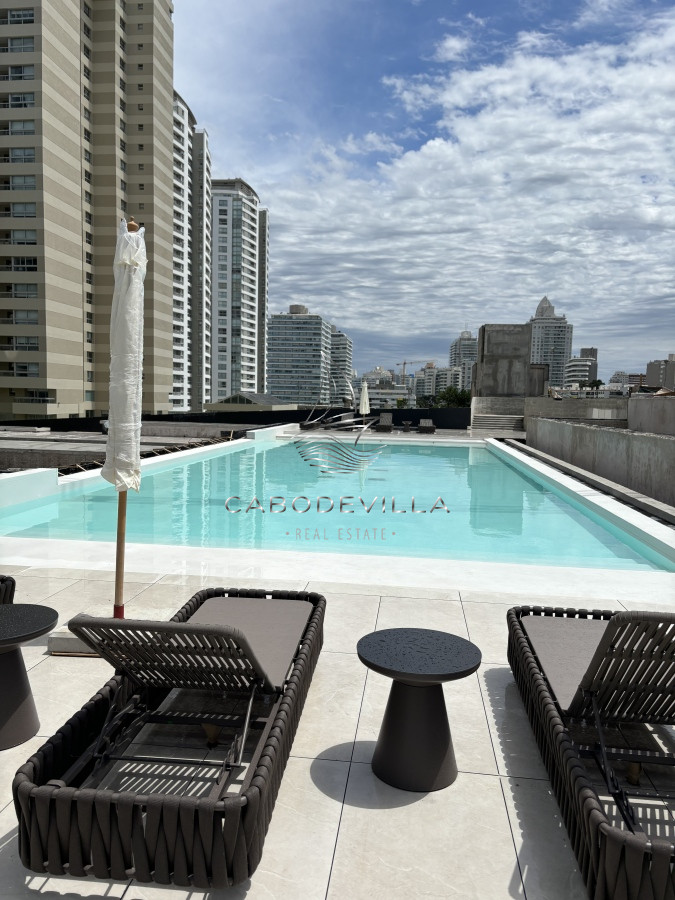 Apartamento ID.427 - En alquiler depto de 3 dormitorios más dependencia de servicio Punta del Este 