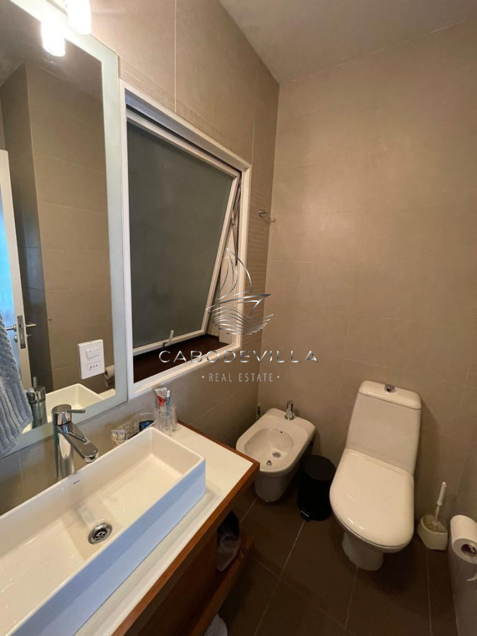 Apartamento ID.425 - Alquiler en Peninsula de Punta del Este 