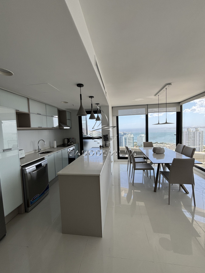 Apartamento ID.695 - En alquiler departamento de 3 suite con vista al mar 