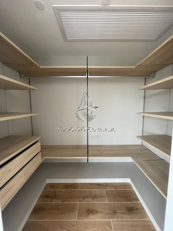 Apartamento ID.350 - En venta y alquiler anual departamento de 2 dormitorios Punta del Este 