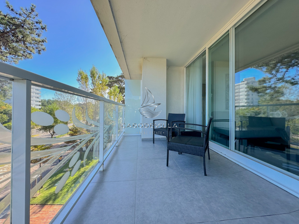 Apartamento ID.524 - Venta de apartamento de dos dormitorios en Torre YOO Punta.