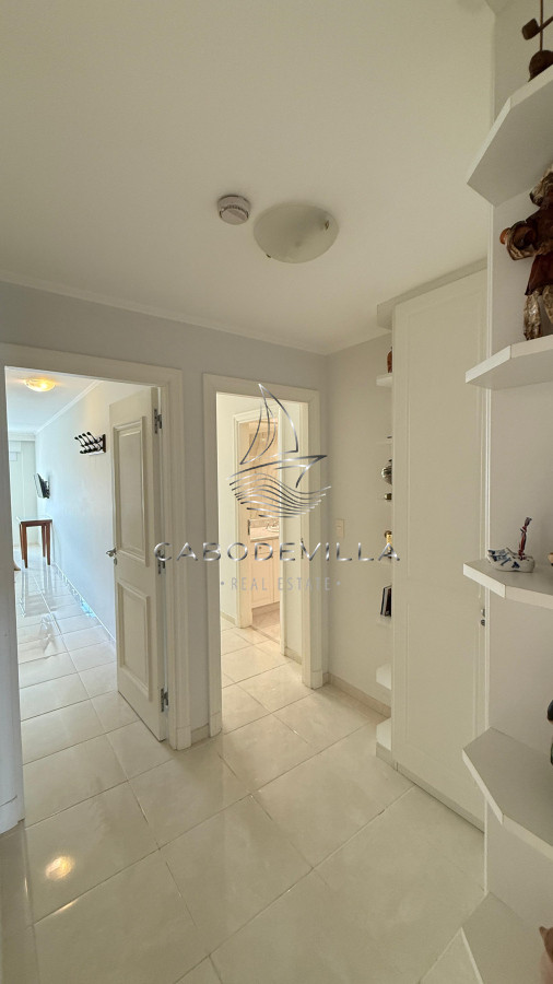 Apartamento ID.883 - En alquiler apartamento de 3 suites Punta del Este 