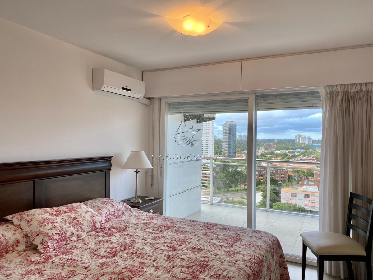 Apartamento ID.43 - En alquiler temporal apartamento de 2 dormitorios, playa brava 
