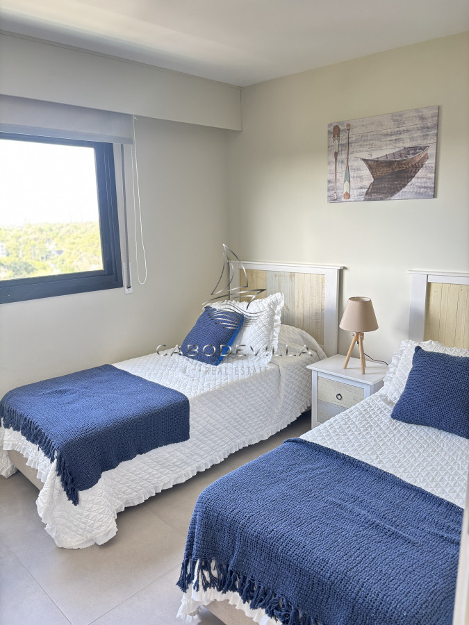 Apartamento ID.193 - En venta apartamento de 2 dormitorios y 2 baños Punta del Este 