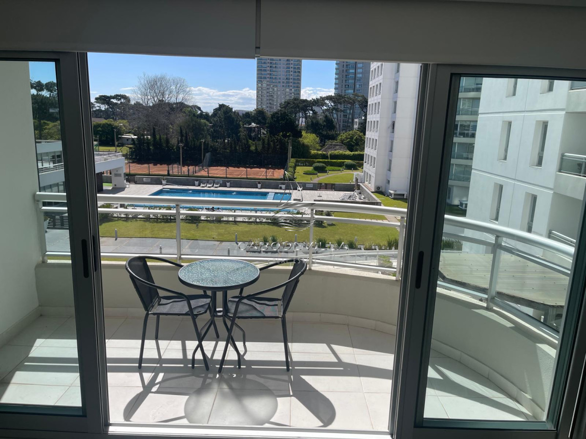 Apartamento ID.550 - Apartamento De Un Dormitorio Y Medio En Alquiler En Ocean Drive, Punta Del Este, Uruguay