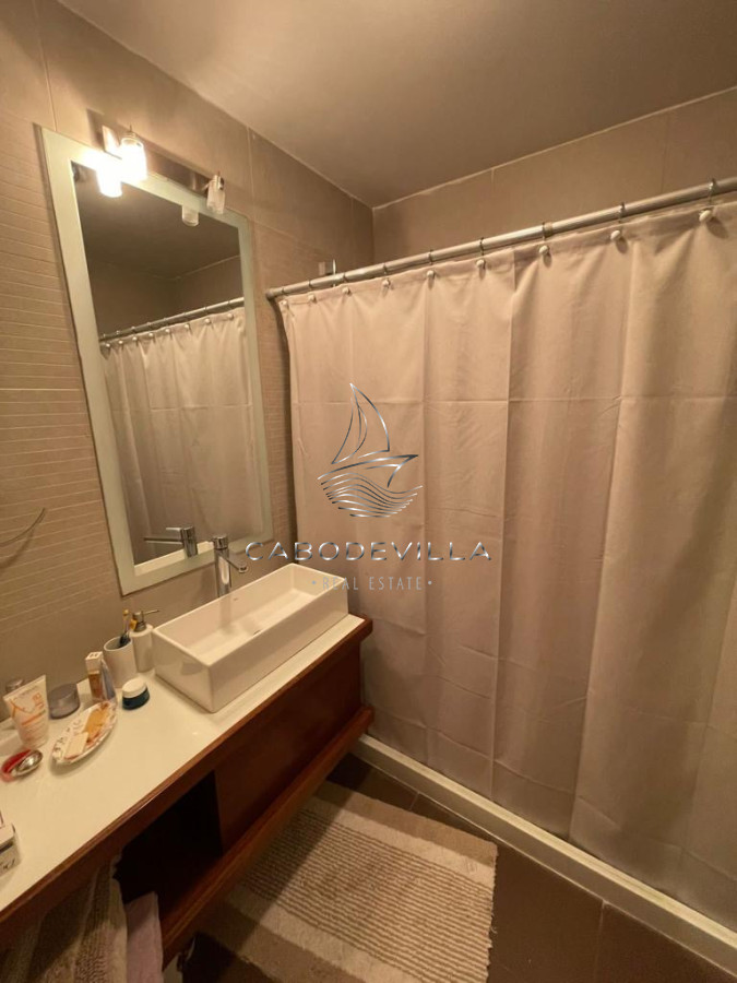 Apartamento ID.425 - Alquiler en Peninsula de Punta del Este 
