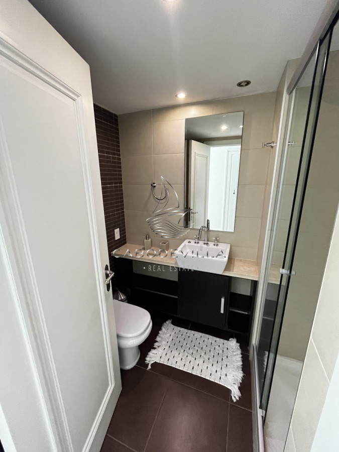 Apartamento ID.202 - En alquiler apartamento de 2 dormitorios 2 baños en parada 1 de Playa Brava 