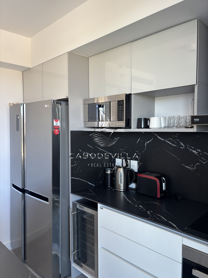 Apartamento ID.727 - Alquiler anual departamento de 3 dormitorios en suite Punta del Este 