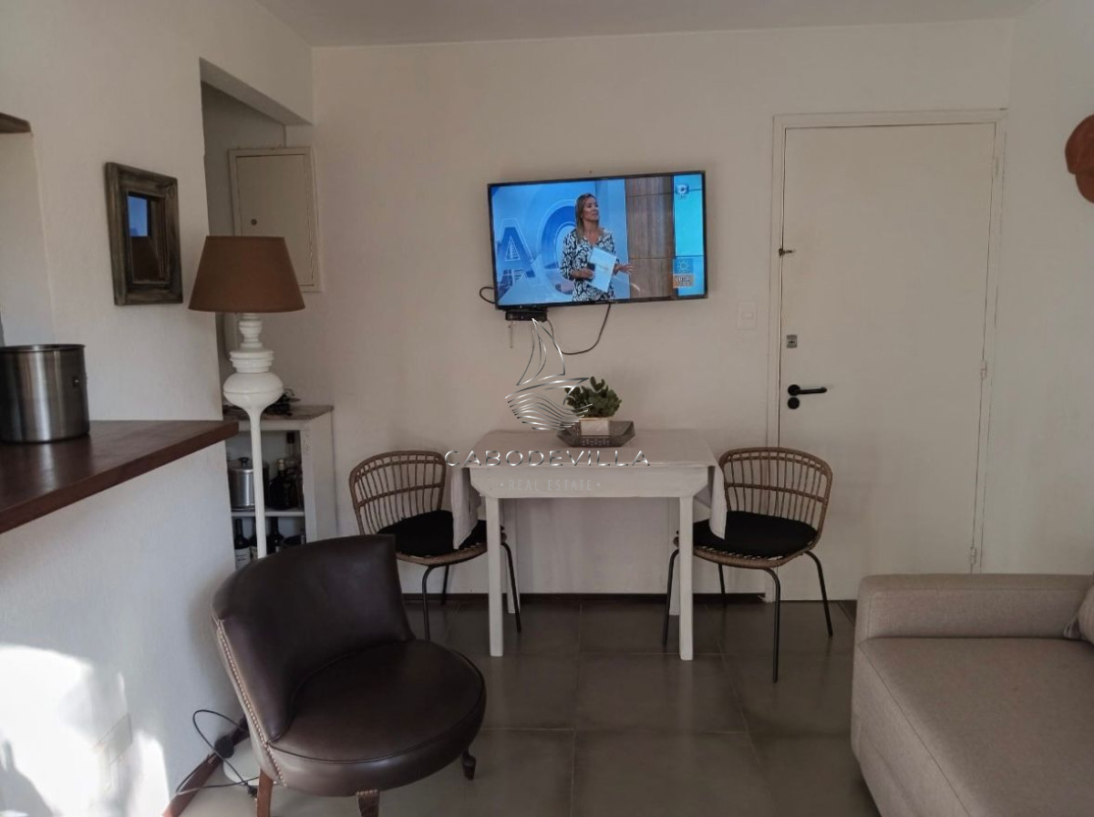 Apartamento ID.549 - Departamento en venta, edificio Lucky Home - Reciclado - Luminoso - Reciclado