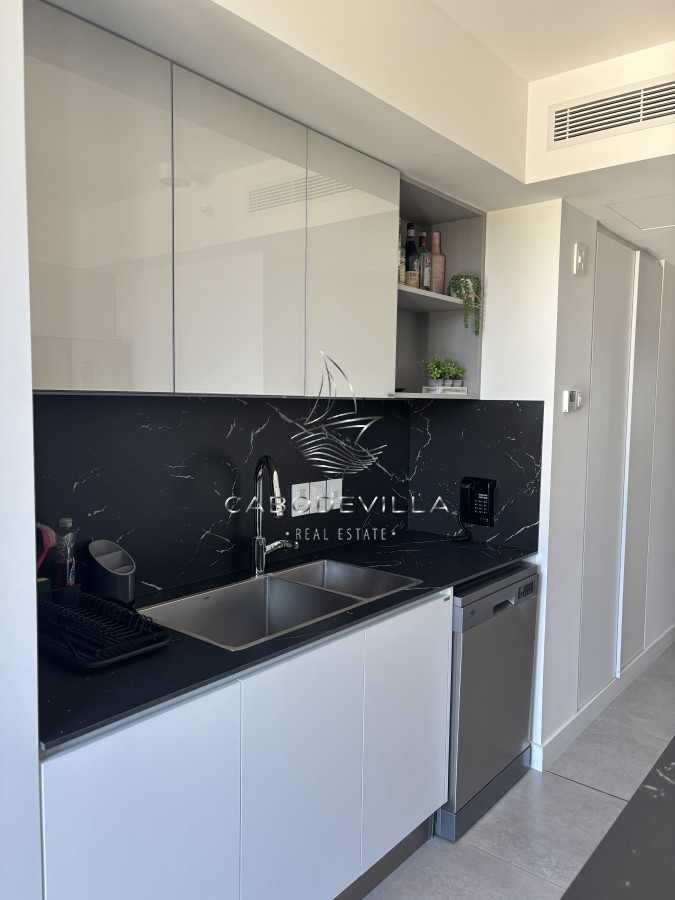 Apartamento ID.727 - Alquiler anual departamento de 3 dormitorios en suite Punta del Este 