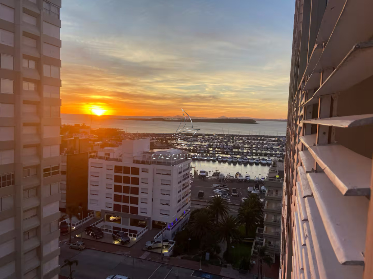 Apartamento ID.928 - En alquiler departamento en Punta del Este 