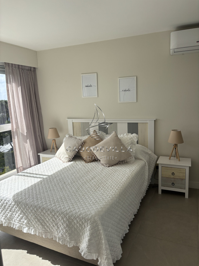 Apartamento ID.193 - En venta apartamento de 2 dormitorios y 2 baños Punta del Este 