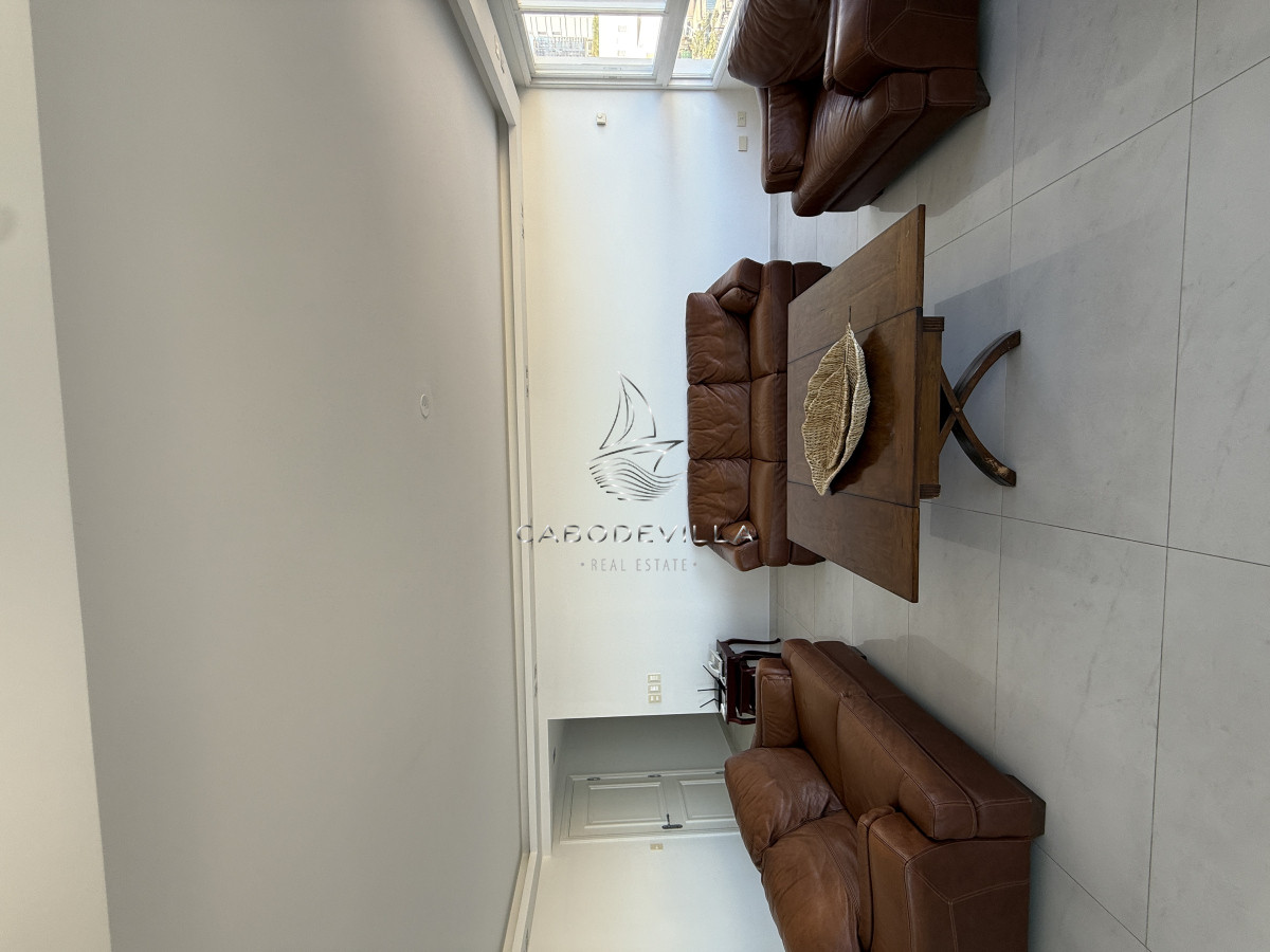 Apartamento ID.876 - En venta y alquiler departamento Punta del Este 